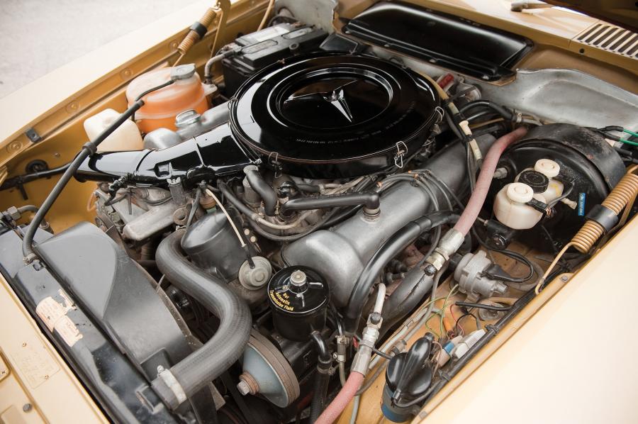  Mercedes-Benz 450 SL Roadster 1973 года  (фото 4 из 5)